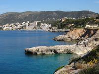 Blick auf Calla Major mit Königsresidenz