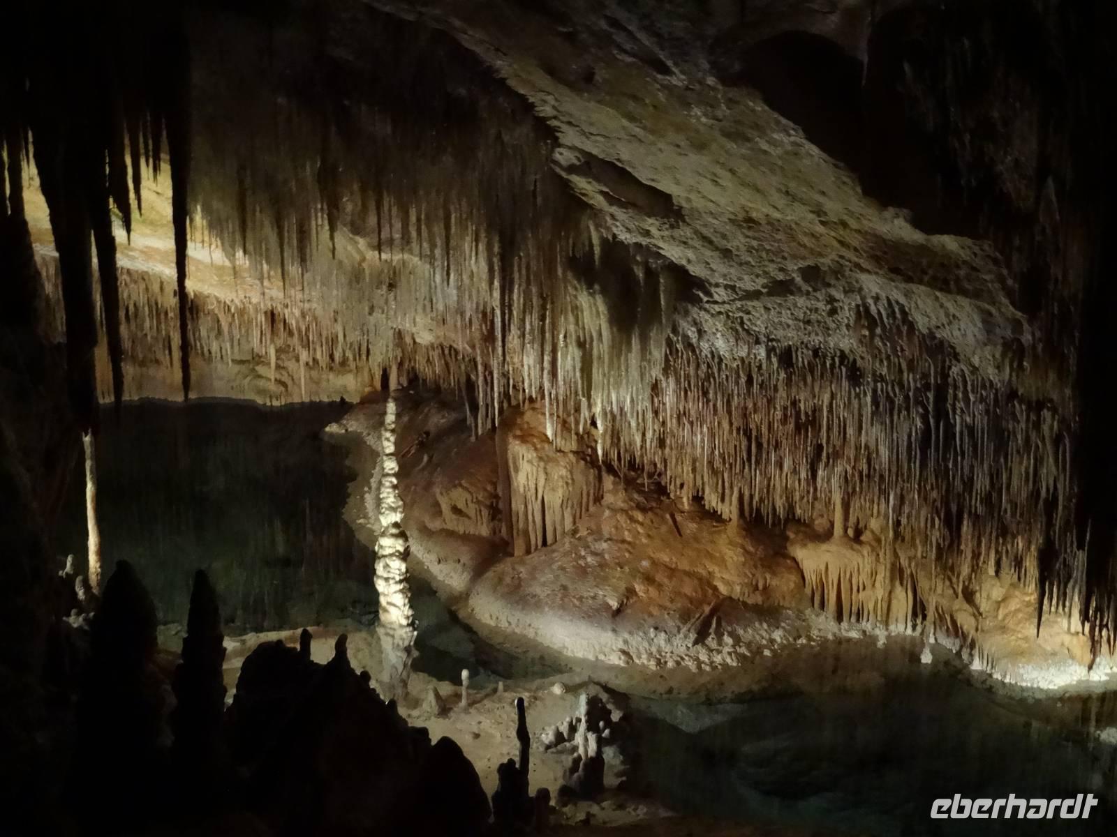 Drachenhöhle - ohne Worte...