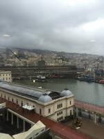 Blick auf den Hafen von Genua