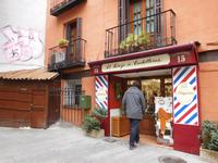 Barbier in der Innenstadt von Madrid