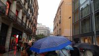 Barcelona mit Regenschirm