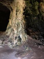 Besuch der Höhle 