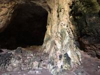 Besuch der Höhle 