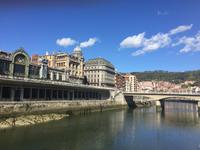 Die Börse am Ufer des Flusses Nervión, Bilbao
