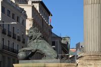 Löwe vor dem Congreso de los Diputados