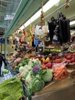 Spanien, Oviedo, Blick in die Markthalle