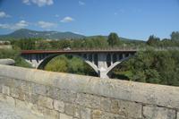 a. Besalu Neue Brücke
