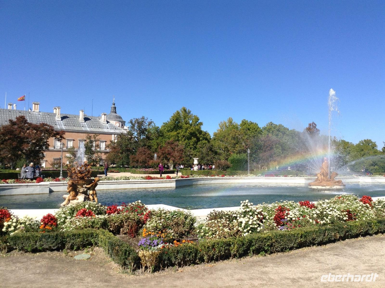 mit Regenbogen