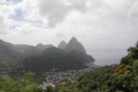 Die Pitons auf St. Lucia