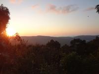 Sonnenaufgang in Misty Mountain bei Sabi