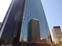 Spiegelung im neuen Diamantenhaus