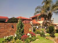 in Soweto gibts auch schoene Haeuser