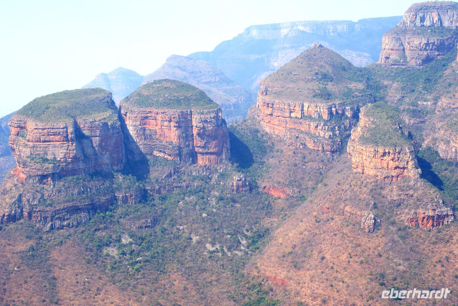 Die drei Rondavels-beeindruckende Natur entlang der Panoramaroute