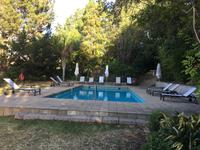 Pool im Devon Valley Hotel in Stellenboschin