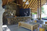 Mittagspause in der Simbavati River Lodge 