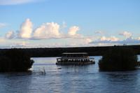 700 Sundowner-Bootsfahrt auf dem Sambesi