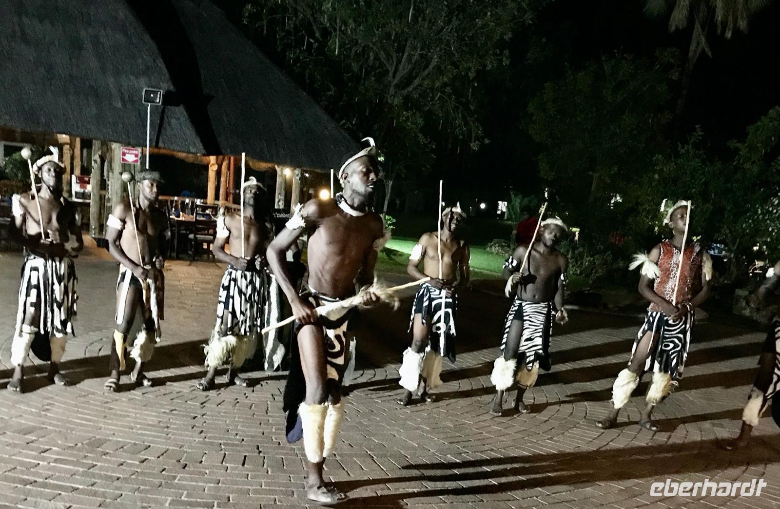 Simbabwe -Victoria Falls: A Zambezi River Lodge