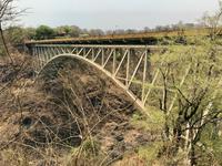 Simbabwe -Victoria Falls: Die Brücke über den Sambesi nach Sambia