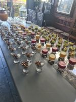 Gesundes Frühstück mit frischen Säften in Hermanus