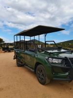 Fahrzeug für die Pirschfahrt in Südafrika