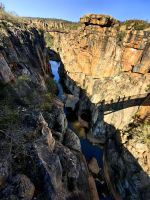 Tief gehts hinunter an den Bourke´s Luck Potholes