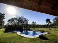 Wir haben einen Pool und der wird gleich nach der Ankunft rege genutzt