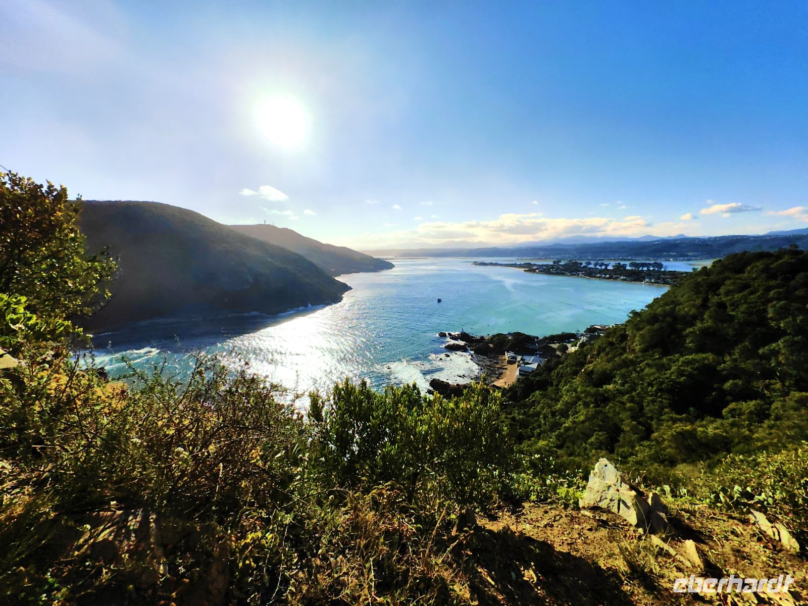 Wir blicken auf Knysan vom einem der drei Heads