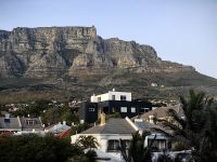 Morgendlicher Blick auf den Tafelberg von unserem Hotel aus