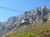 Kapstadt (Fahrt mit der Seilbahn zum Tafelberg)