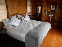 Zimmerbeispiel in der Main Lodge des Kariega Wildreservates