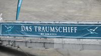 Gangway von MS Amadea