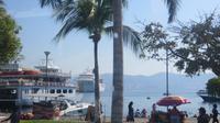 MS Amadea im Hafen von Acapulco, Mexiko