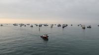 Fischerboote im Hafen von Callao, Peru