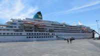 MS Amadea im Hafen von Antofagasta, Chile