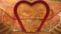 Valentintags-Dekoration an Bord von MS Amadea