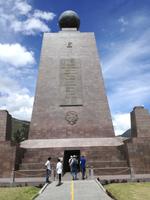 Äquatordenkmal