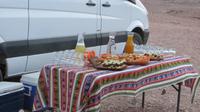 Überraschungs-Picknick zum Sonnenuntergang in der Atacama Wüste