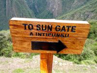 081__Machu Picchu; Wanderung Intipunku