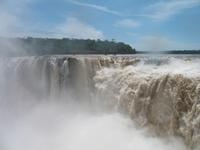Argentinische Wasserfälle in Iguaçu