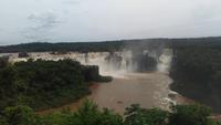 Brasilianische Wasserfälle in Iguaçu