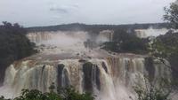 Brasilianische Wasserfälle in Iguaçu