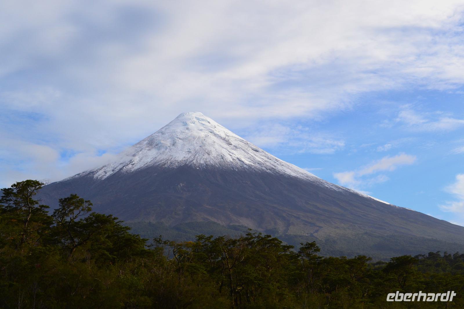 Vulkan Osorno am Ufer des Lago Llanquihue