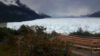 Spaziergang entlang des Gletscher Perito Moreno