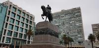 Uruguay - Montevideo - Stadtrundfahrt/ Unabhängigkeitsplatz  