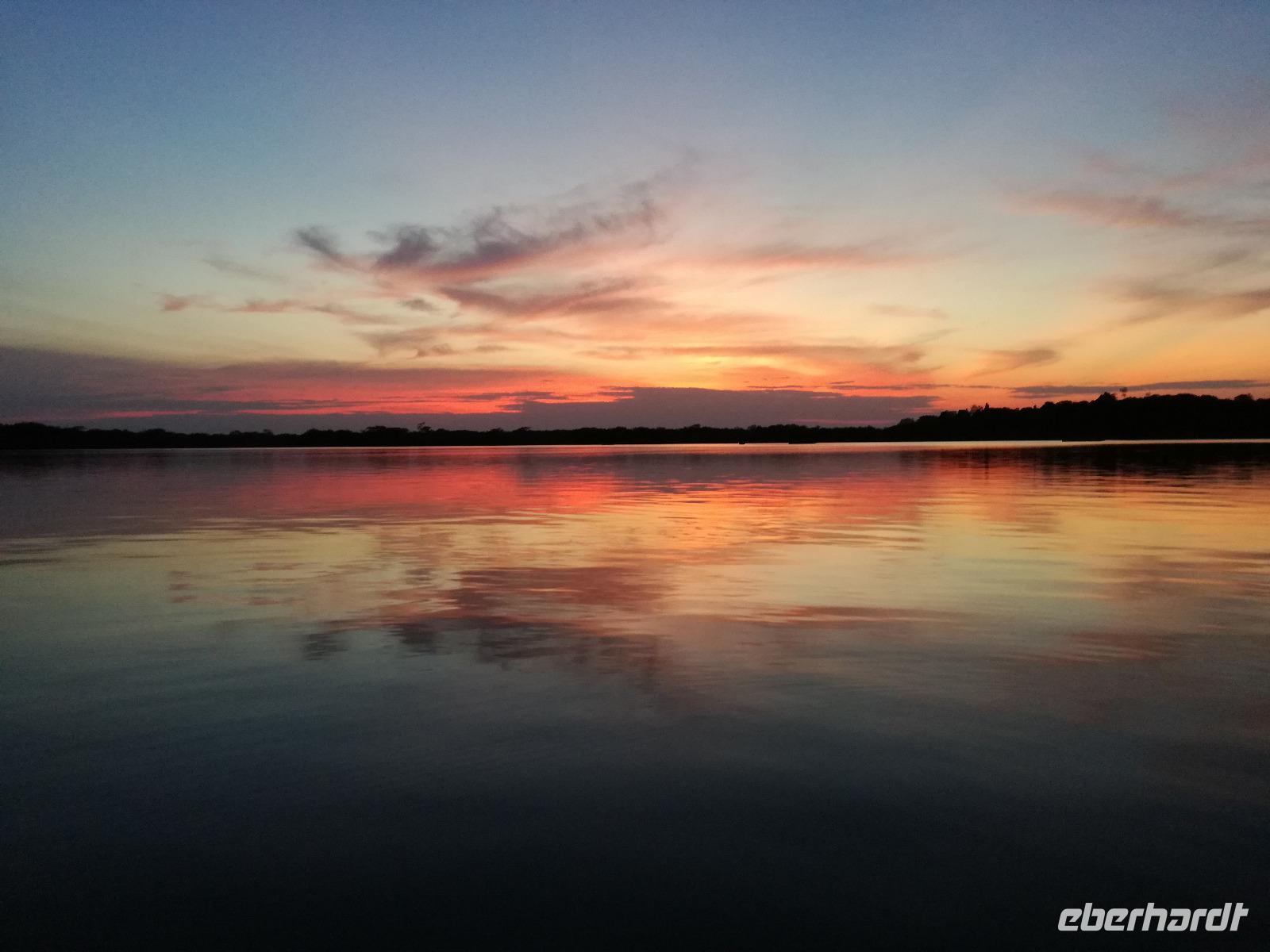 Sonnenuntergang am Lake Cuyabeno