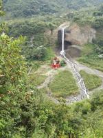 Seilbahnfahrt oberhalb von Banos