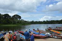 Am Flusshafen von Antjoni
