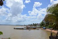 Albina - Marowijne Fluss und Grenze nach Französisch-Guyana