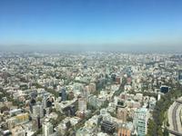 Blick vom Costanera-Tower auf Santiago und die Anden