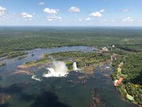 Helikopterflug über die Iguazu Wasserfälle
